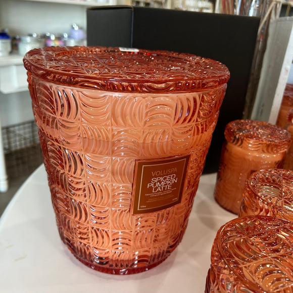 Voluspa 5-Wick Hearth Candle