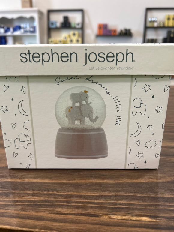 Snow globe