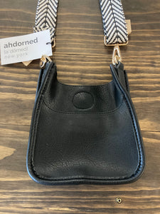 AHDORNED Petite Vegan Messenger Bag